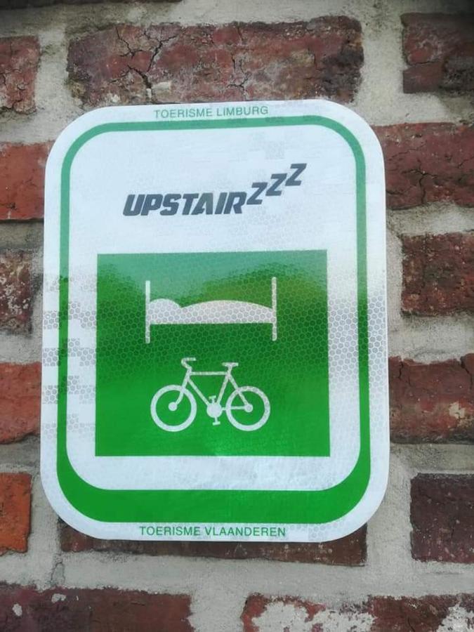 Vakantiewoning Upstairzzz Kortessem Eksteriør billede